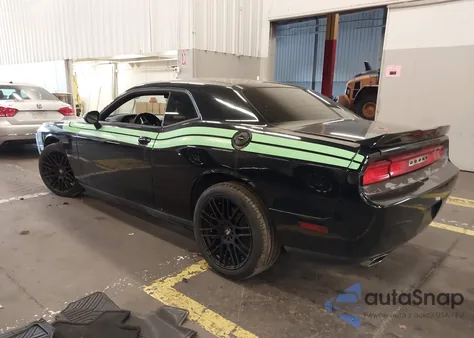 2013 Dodge Challenger Sxt from USA, damaged, VIN 2C3CDYAG7DH704245